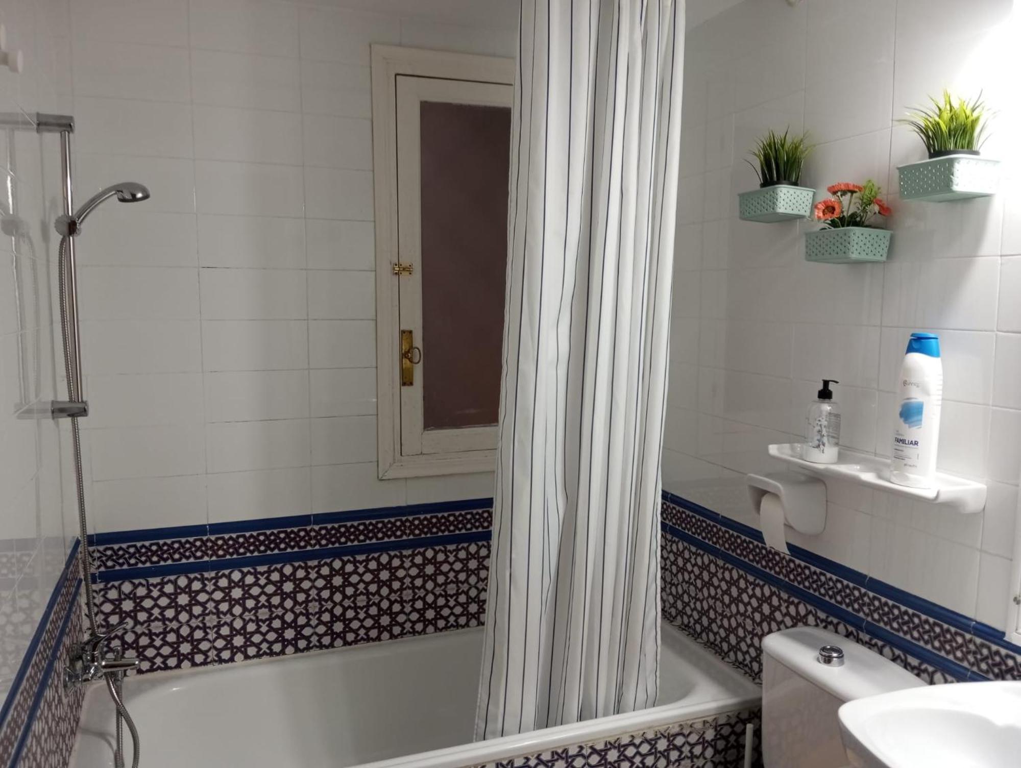 Comfortable And Cozy In The Center Of Appartement *